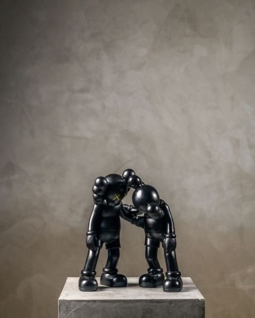 Kaws Along the Way – Black