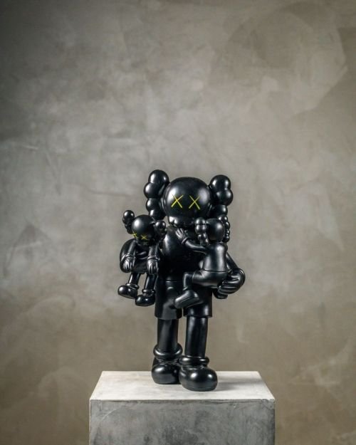 Kaws Clean Slate – Black